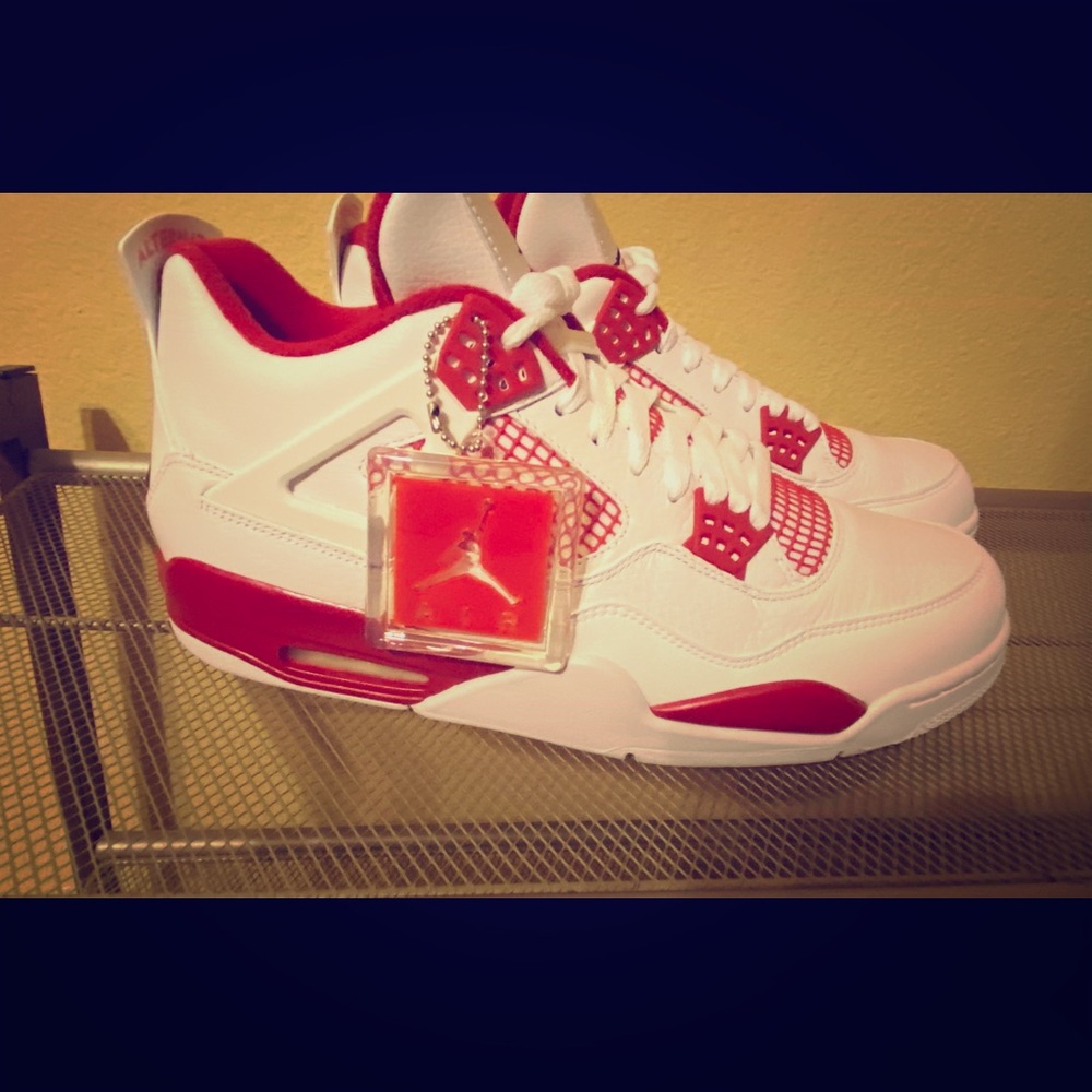 Various collection of Jordan’s and Nike’s